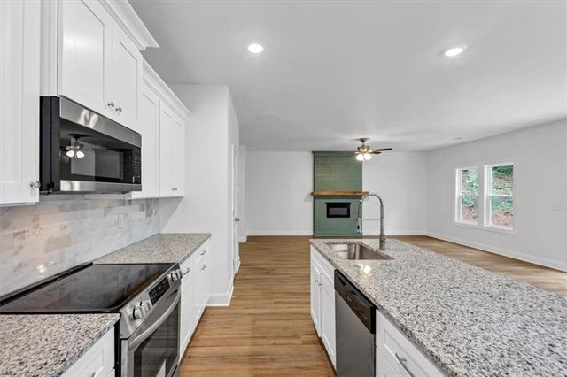 130 Old Mill Road, Hiram, GA 30141