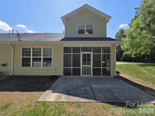 4730 Willow Glen Road, Harrisburg, NC 28075