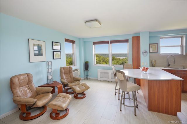 5900 Arlington Avenue 4B, Bronx, NY 10471