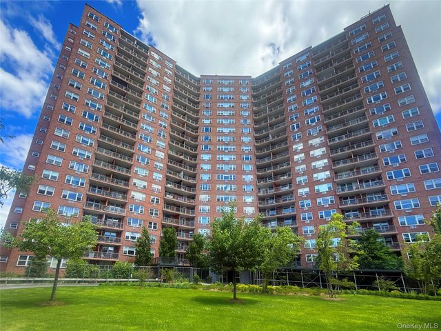 5900 Arlington Avenue 4B, Bronx, NY 10471