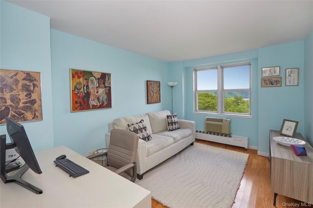 5900 Arlington Avenue 4B, Bronx, NY 10471