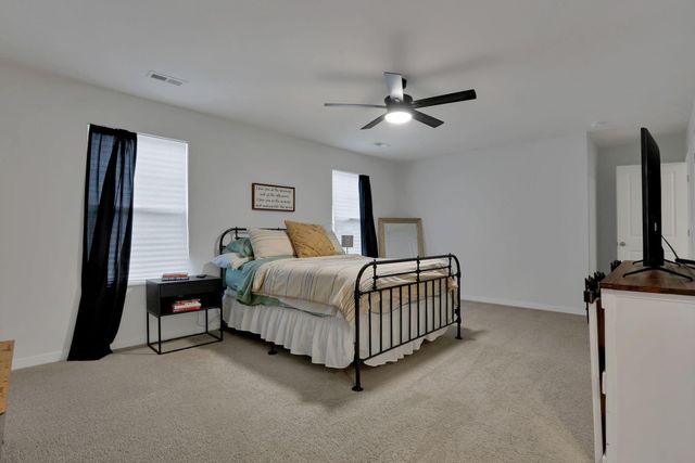 105 Natalie Lane, Granville, OH 43023