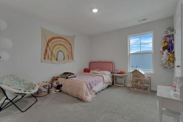 105 Natalie Lane, Granville, OH 43023