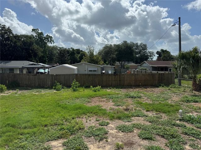 107 N GALENA AVENUE, Minneola, FL 34715