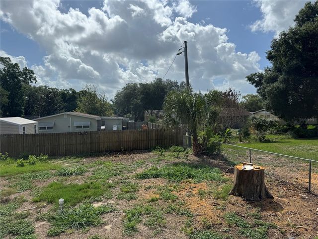 107 N GALENA AVENUE, Minneola, FL 34715