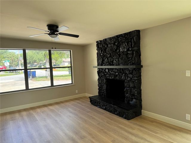 107 N GALENA AVENUE, Minneola, FL 34715