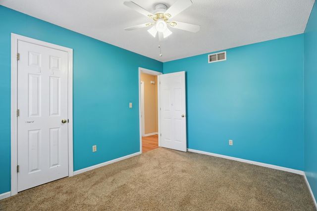 3517 HIALEAH DR, Columbia, MO 65201