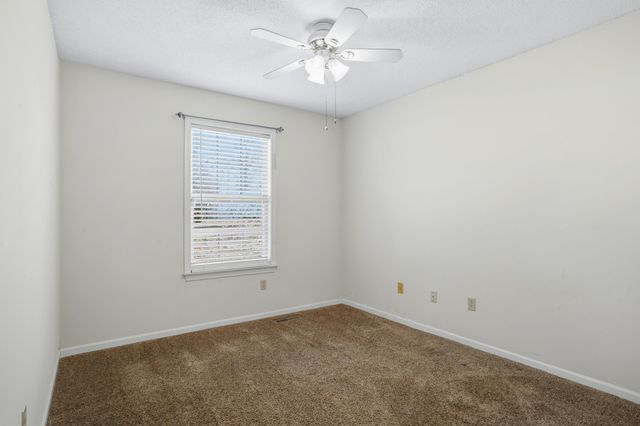 3517 HIALEAH DR, Columbia, MO 65201