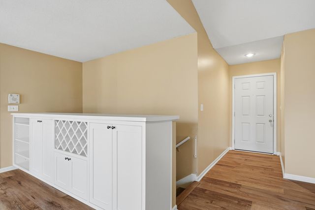 3517 HIALEAH DR, Columbia, MO 65201