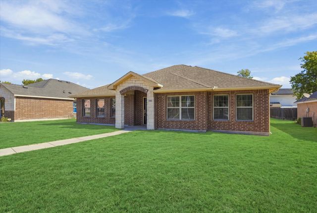 408 Northgate Drive, Terrell, TX 75160