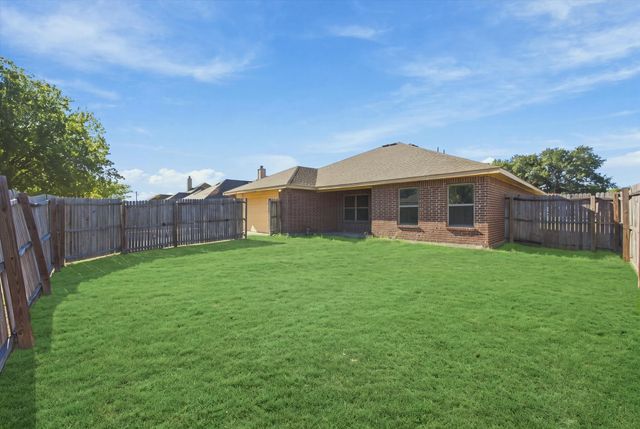 408 Northgate Drive, Terrell, TX 75160