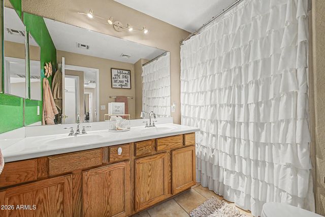 8959 E HILLVIEW Street, Mesa, AZ 85207