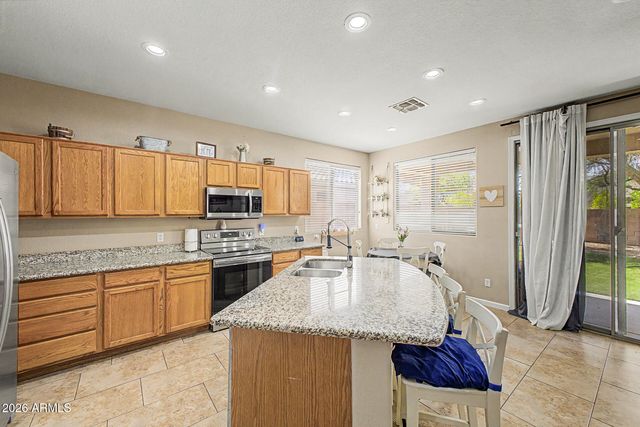 8959 E HILLVIEW Street, Mesa, AZ 85207