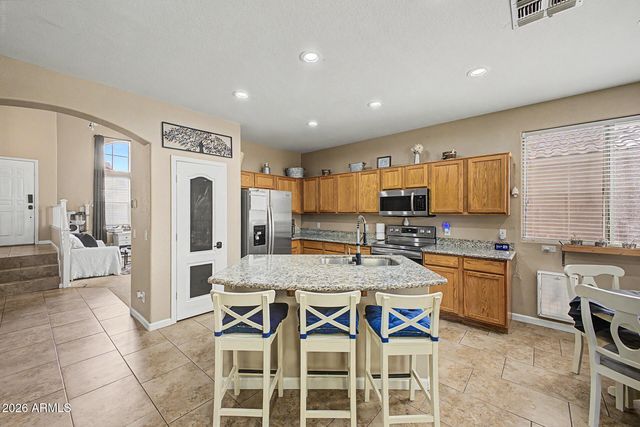 8959 E HILLVIEW Street, Mesa, AZ 85207