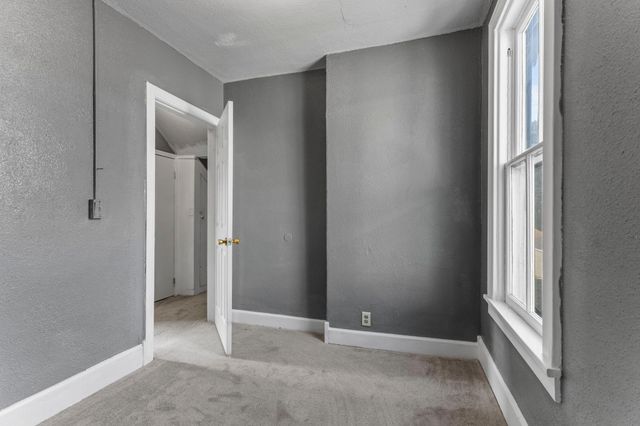 1253 Reaney Avenue, Saint Paul, MN 55106
