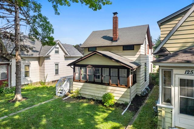 1253 Reaney Avenue, Saint Paul, MN 55106
