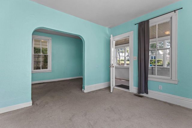 1253 Reaney Avenue, Saint Paul, MN 55106