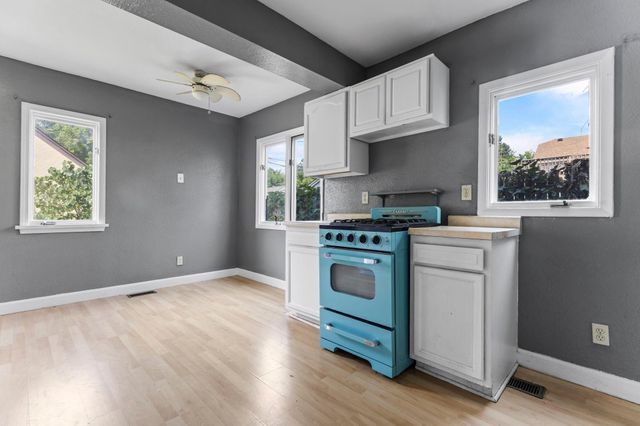 1253 Reaney Avenue, Saint Paul, MN 55106