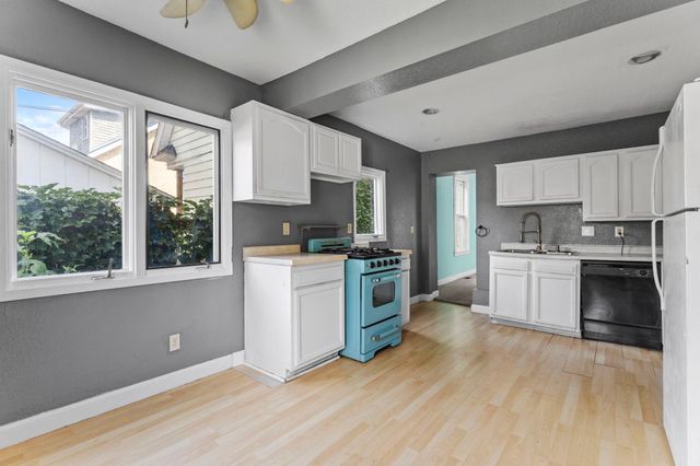 1253 Reaney Avenue, Saint Paul, MN 55106