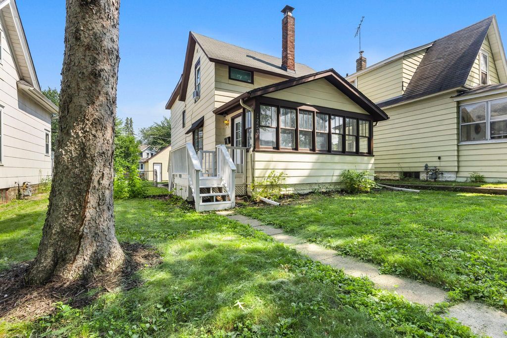 1253 Reaney Avenue, Saint Paul, MN 55106