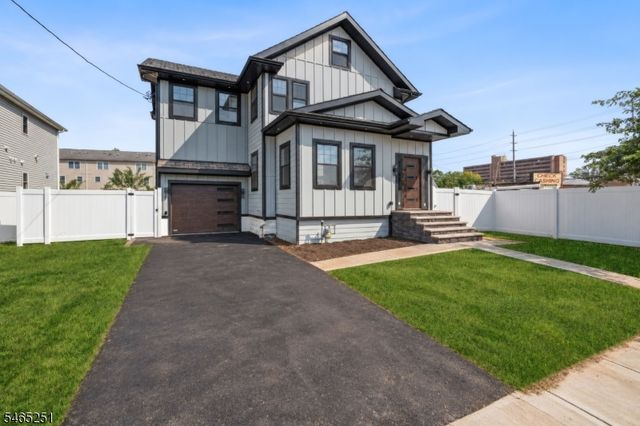 1123 Thompson Ave, Roselle Boro, NJ 07203