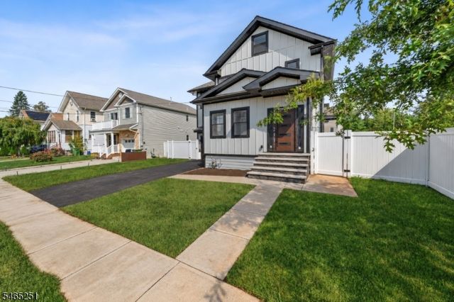 1123 Thompson Ave, Roselle Boro, NJ 07203