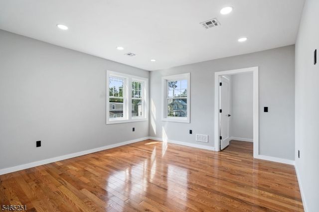 1123 Thompson Ave, Roselle Boro, NJ 07203