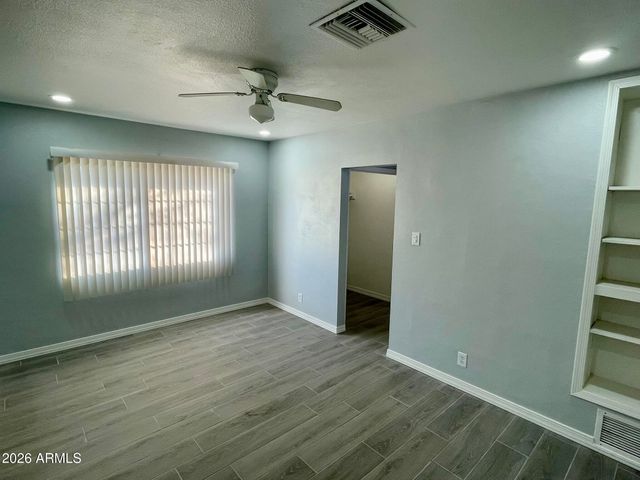 7519 N 59TH Lane, Glendale, AZ 85301