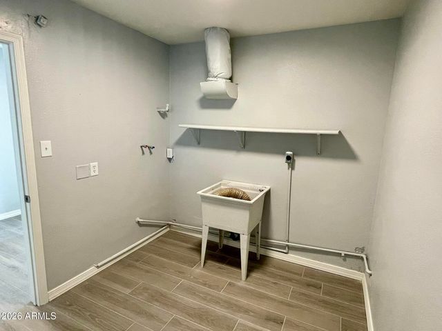 7519 N 59TH Lane, Glendale, AZ 85301