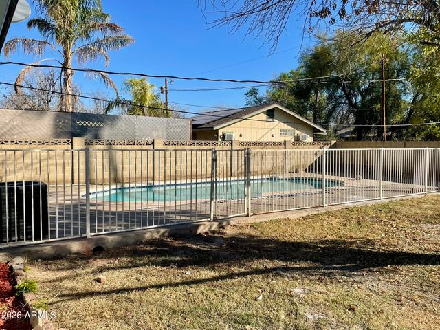 7519 N 59TH Lane, Glendale, AZ 85301