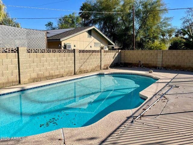 7519 N 59TH Lane, Glendale, AZ 85301