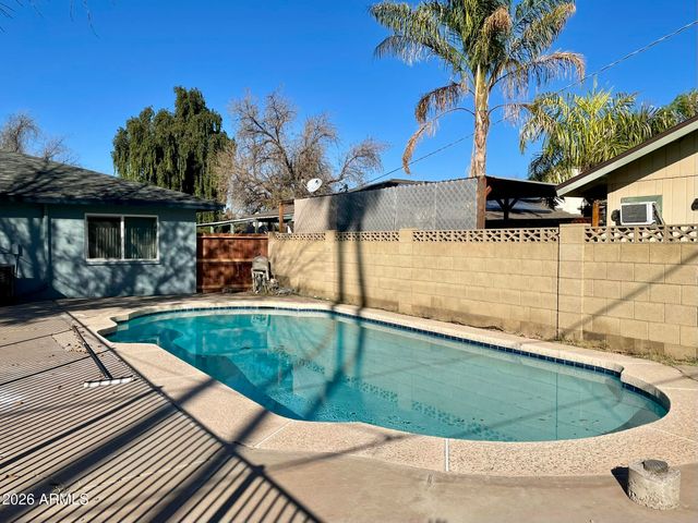 7519 N 59TH Lane, Glendale, AZ 85301