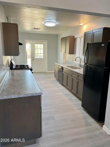 7519 N 59TH Lane, Glendale, AZ 85301