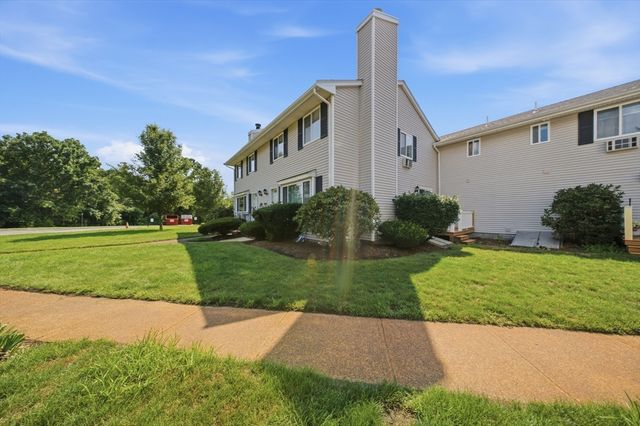 10 Erick Rd 32, Mansfield, MA 02048