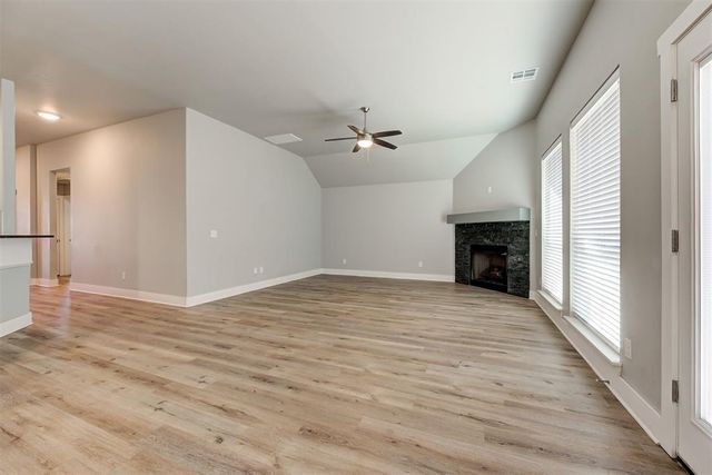 2820 Summit Crossing Parkway, Norman, OK 73071