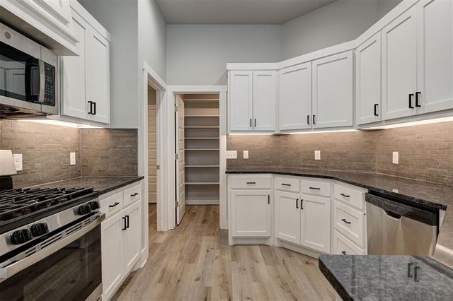 2820 Summit Crossing Parkway, Norman, OK 73071