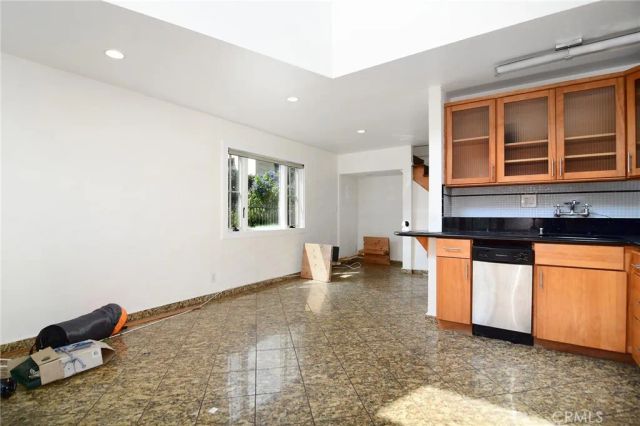 3036 Surry Street, Los Angeles, CA 90027