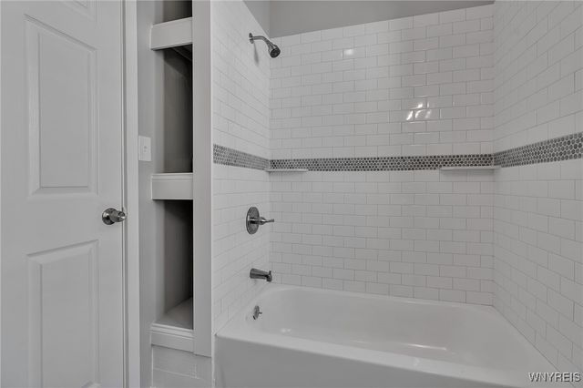 28 Pooley Place, Buffalo, NY 14213