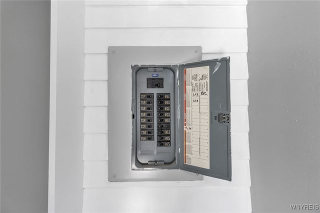 28 Pooley Place, Buffalo, NY 14213