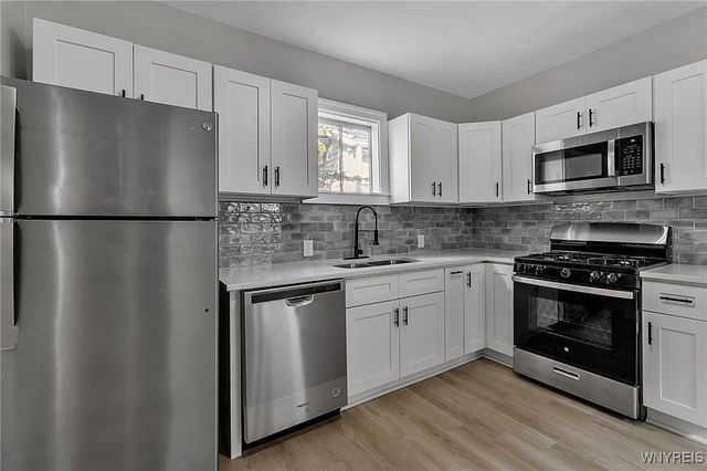 28 Pooley Place, Buffalo, NY 14213