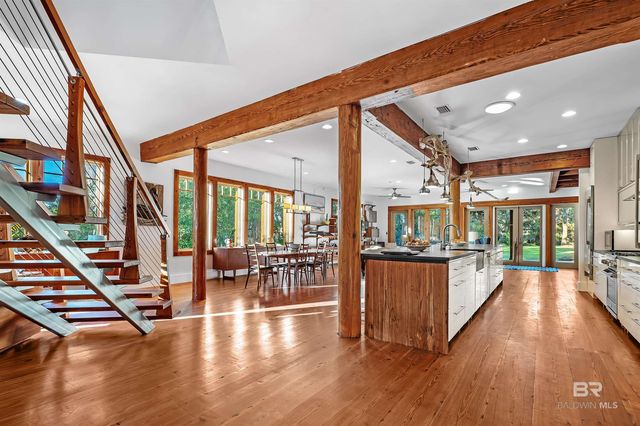 119 Orange Avenue, Fairhope, AL 36532