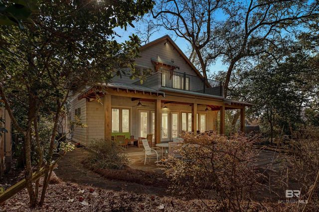 119 Orange Avenue, Fairhope, AL 36532