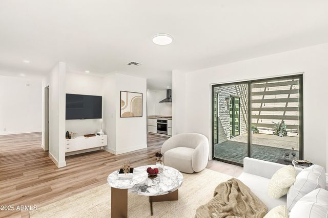 7113 E MCDONALD Drive, Paradise Valley, AZ 85253