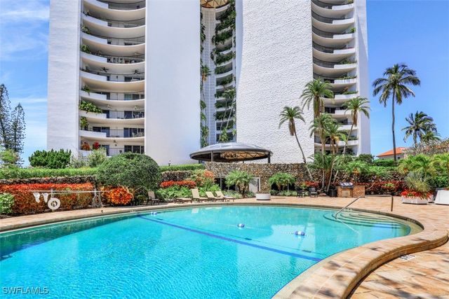 3951 Gulf Shore BLVD N 1203, Naples, FL 34103