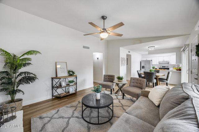 822 W MALIBU Drive, Tempe, AZ 85282