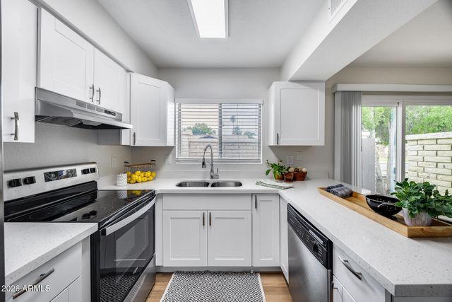 822 W MALIBU Drive, Tempe, AZ 85282