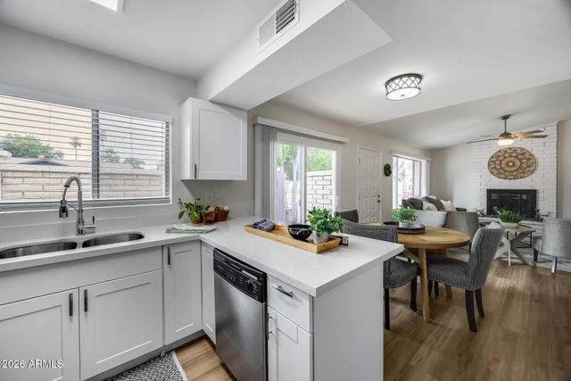 822 W MALIBU Drive, Tempe, AZ 85282