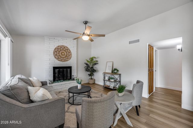 822 W MALIBU Drive, Tempe, AZ 85282