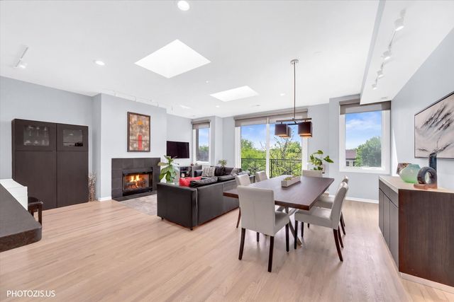 2919 N SOUTHPORT Avenue 4, Chicago, IL 60657