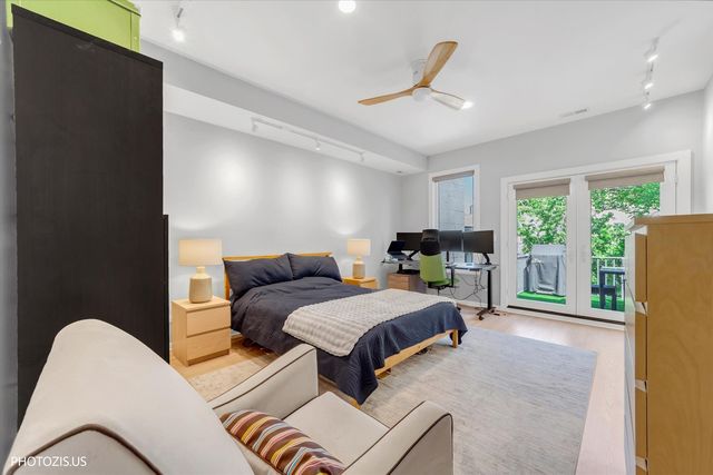2919 N SOUTHPORT Avenue 4, Chicago, IL 60657